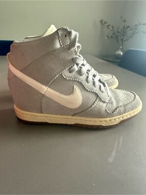 Nike Women’s Light Gray Suede Wedge Dunk Sky Hi High-Top Sneakers w/White Swoosh